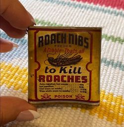 Roach nibs
