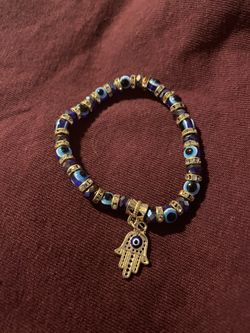 Hasma hand bracelet