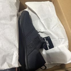 New Balance Black Sneakers