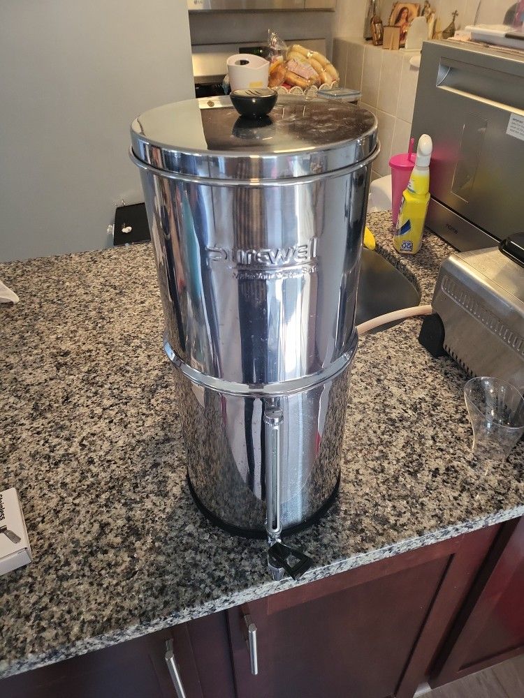 Purewell 2.5 Gallon Water Purification System