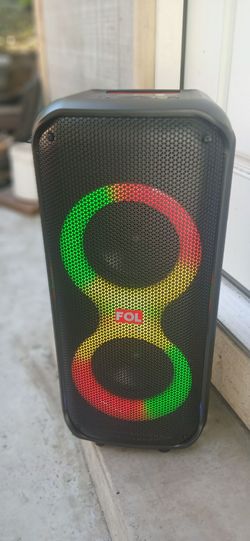 Bocina  nueva  recargable  Bluetooth  usb radio micrófono