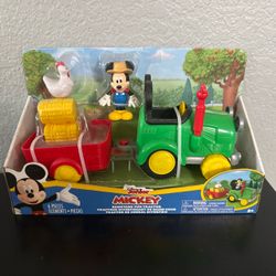 Disney Junior Mickey Barnyard Fun Tractor Set