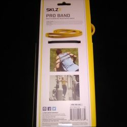 Heavy duty 4.5 mm workout band. Lifting, Exercise, Training resistance