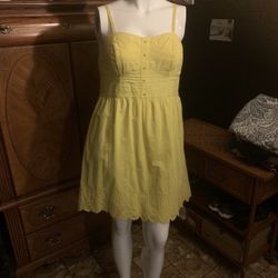 Yellow Dress 🐣