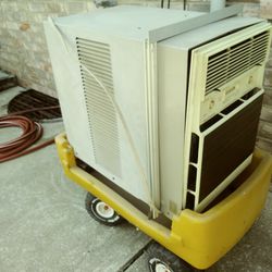 Window Air Conditioner 14.000 BTUs
