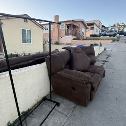 FREE Furniture 