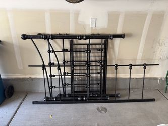 Black Metal Bed Frame with Headboard single day bed