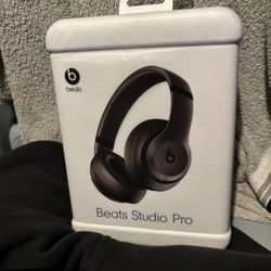 Beats Studio Pro