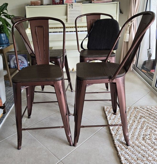 Counter-height Bar Stools