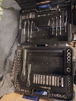CRAFTMEN TOOLS SET