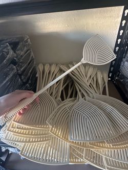 🔥 Brand New Fly Swatters | Retail & Wholesale Available