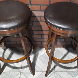 HILLSDALE BACKLESS SWIVEL COUNTER WOODEN STOOL

29"
