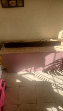 Black Soundbar Speaker