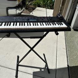 Keyboard With Stand