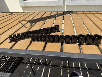 New Short SAE And Metric 1/2 Inch Impact Sockets With Holder