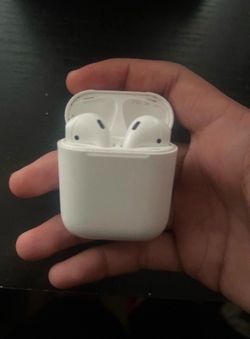 AirPods