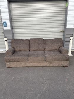 (Free Delivery) Comfy Brown Sofa Couch