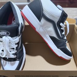 Men’s 10.5 Vans