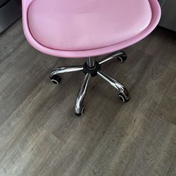 Set of 4 Pink Rolling Chairs 