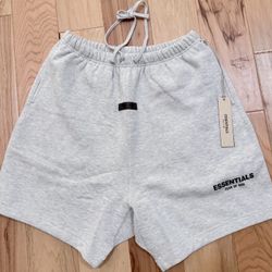 Essential Shorts 