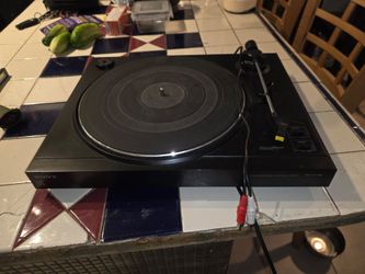 SONY PS-LX 100 AUTO-RETURN TURNTABLE
