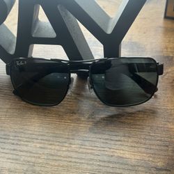 Ray Ban