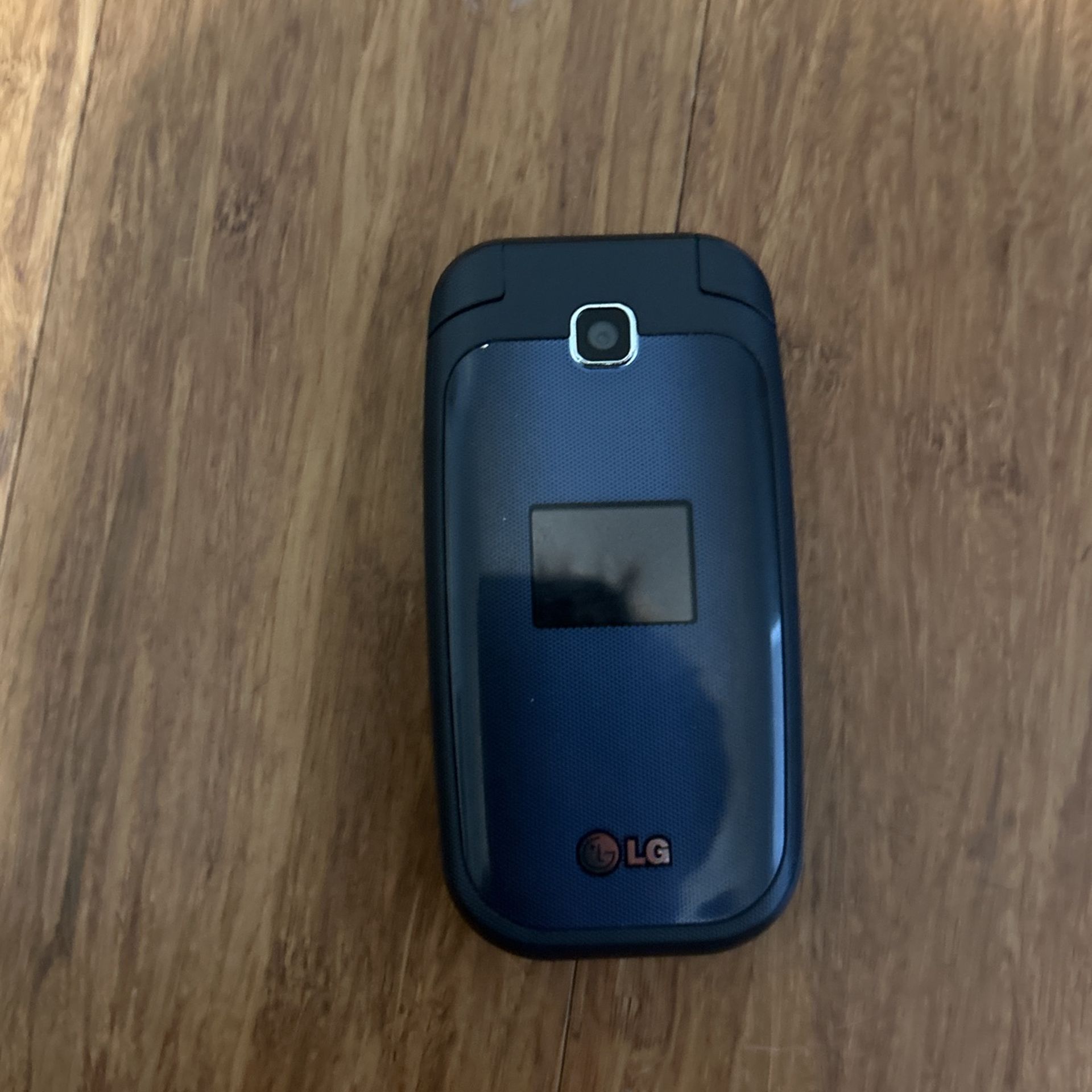 Lg Flip B470 Old Flip Phone Unlocked For Seniors