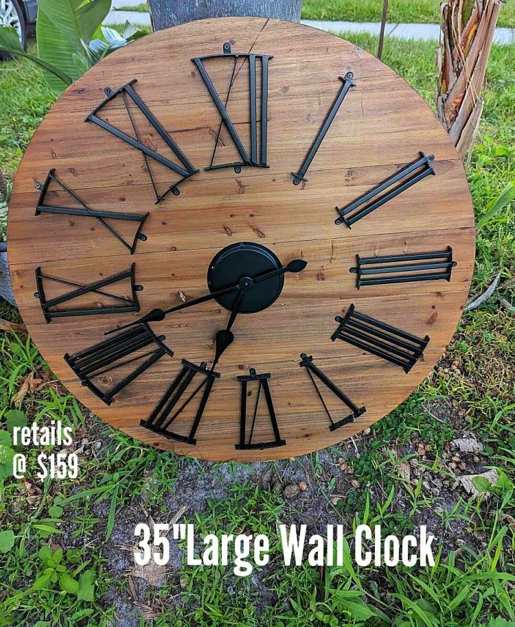 35" Wall Clock REDUCED❤️