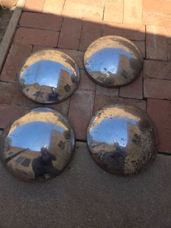 10.5 inch chrome hubcaps