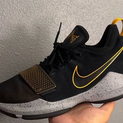 Nike Pg 1 Size 13 