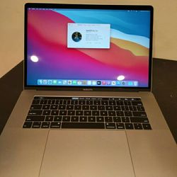 Macbook Pro 15" 2018 A1990 MR972LL/A 6 Core i7 2.6 Ghz 16GB 512GB