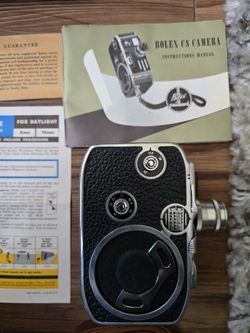 VINTAGE CAMERA
