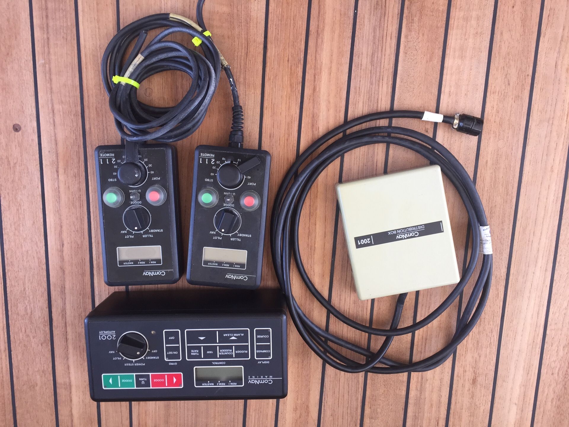 ComNav Marine 2001 Autopilot