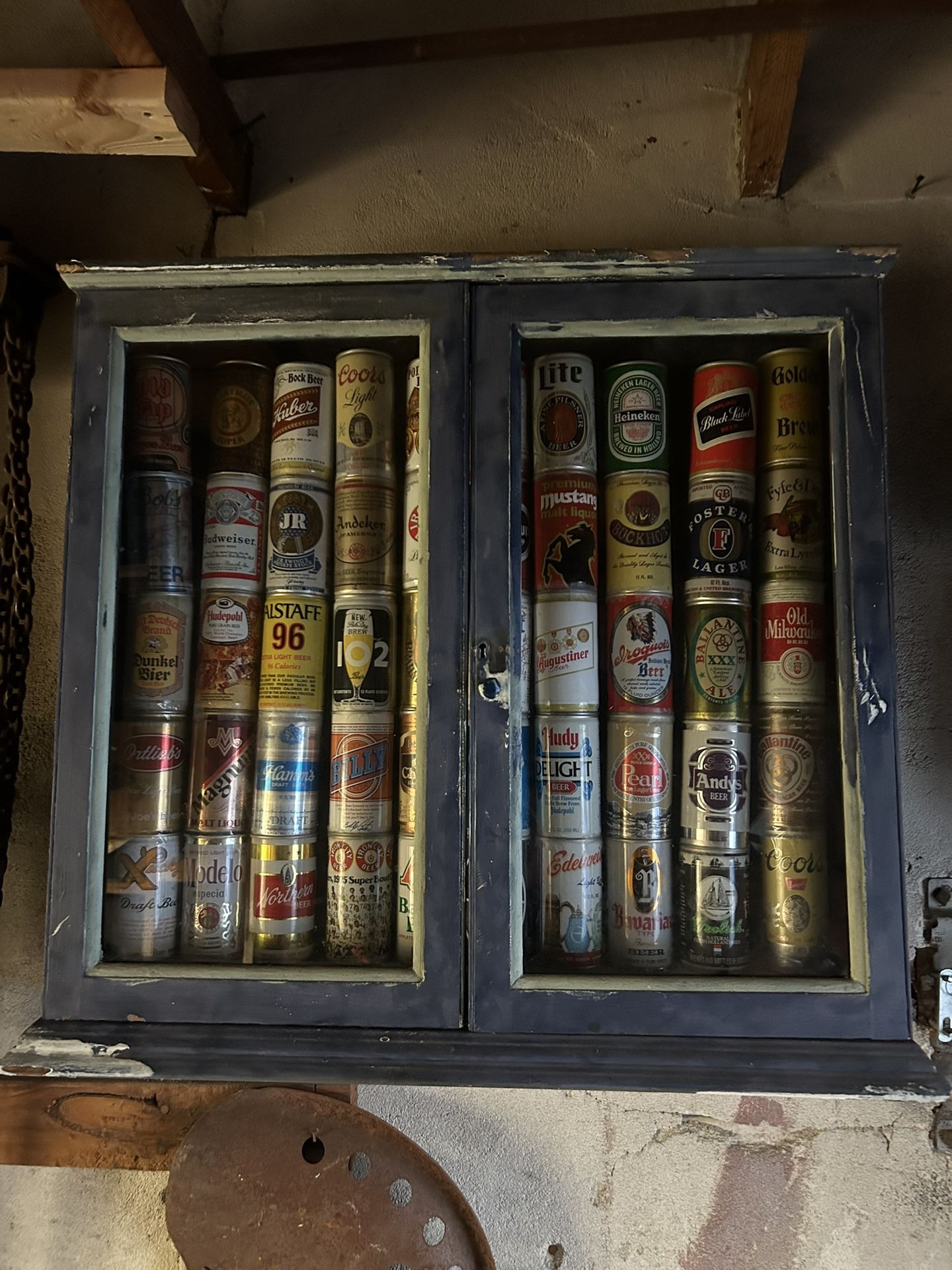 Antique Vintage Beer Cans Display