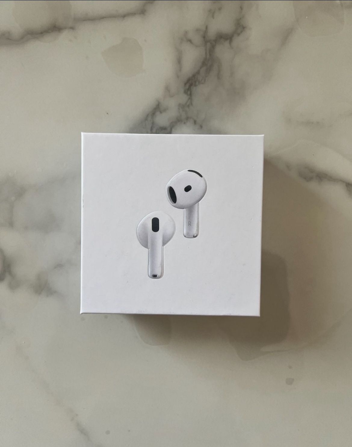 AirPods 4