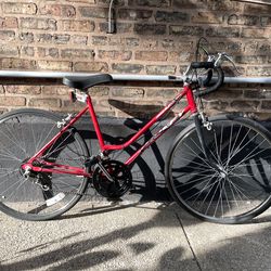 19 inch Huffy Ultima Road Bike