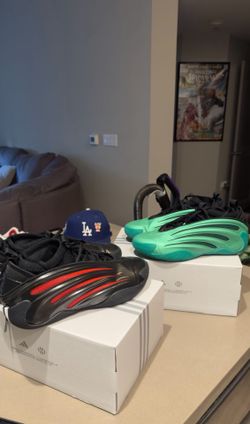 $200 Selling Both Harden Vol 9 Size 10
