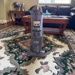 Vacuum Cleaner Shark 