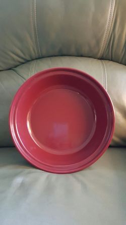 Burgundy Pie Plate with Outside Pie Crust Edge