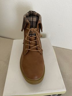 Boots $15