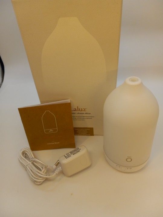 doTERRA Laluz Ultrasonic Diffuser Multiple Vapor and Light Settings New in Box