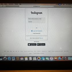Apple MacBook Air 13.3" MQD32LL/A