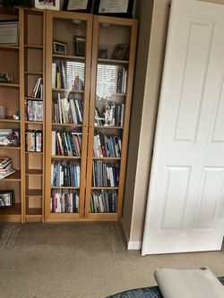 IKEA lighted bookshelf (2)