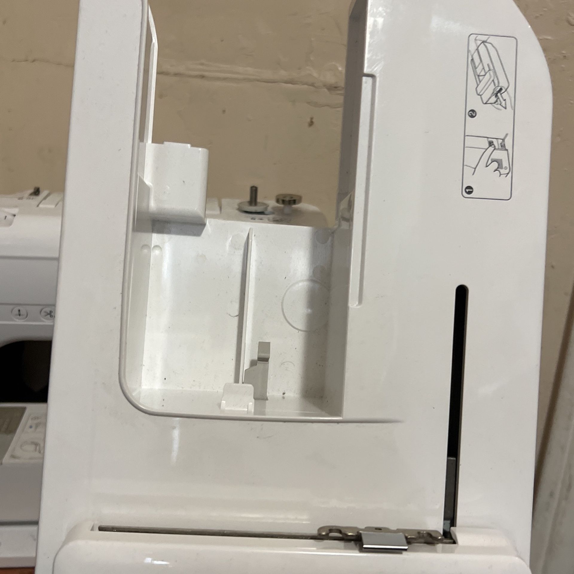 Brother SE630 Sewing Machine for Sale in Salem, OR - OfferUp