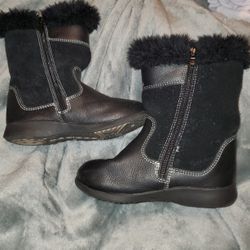 Pediped black leather upper boots for a girl, SIZE 8.5 BEST OFFER