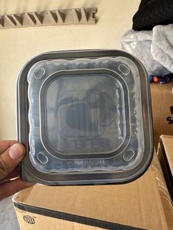 6x6 black tray with clear lid