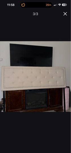Head board / bed frame /queen