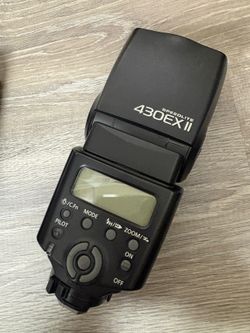 Canon Speedlite 430EX II Flash