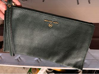 Michael Kors Wristlet