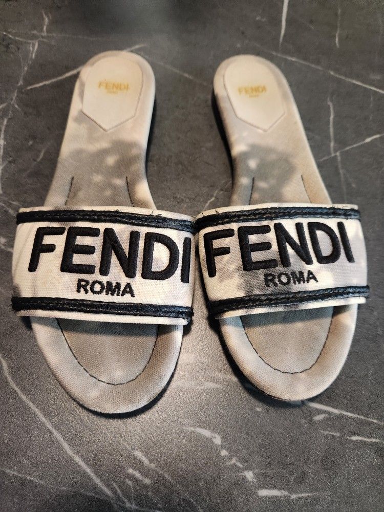 Authentic Fendi Roma Logo Platform Slides